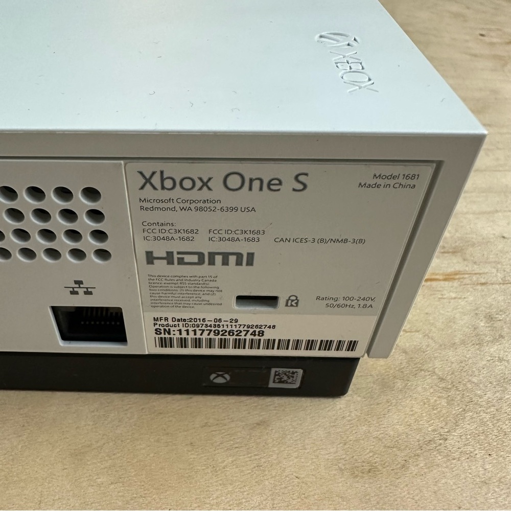 Xbox one s - Picture 8 of 9
